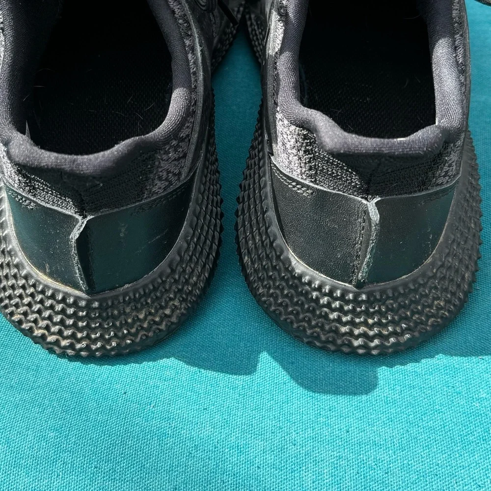 adidas - Picture 6 of 8